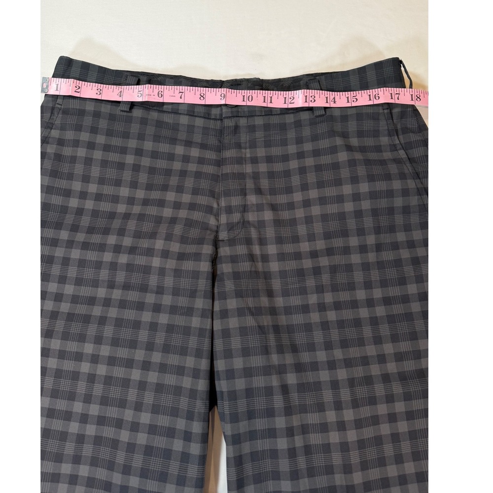 Nike Golf Dri-FIT Plaid Shorts Mens 34 Grey Black Check Flat Front Performance - Picture 3 of 6